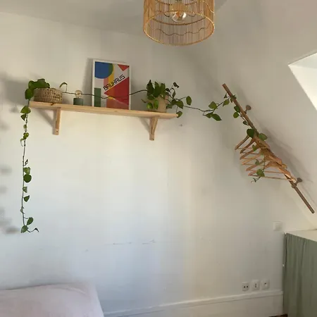 Petit Parisien Apartamento *